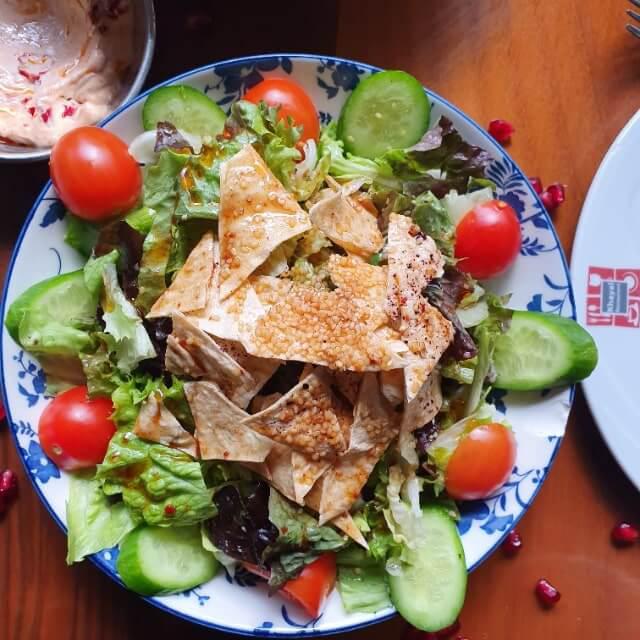 FETTÜŞ SALATA
