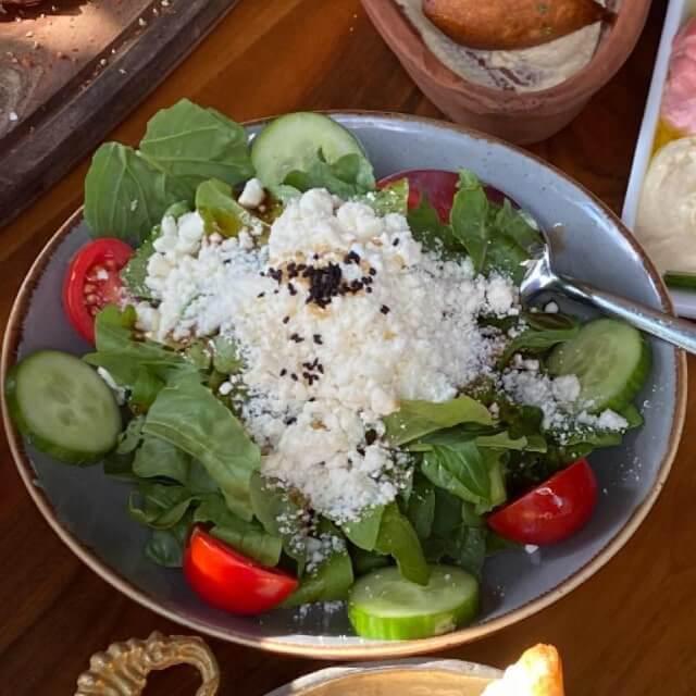 TULUM PEYNİRLİ ROKA SALATASI