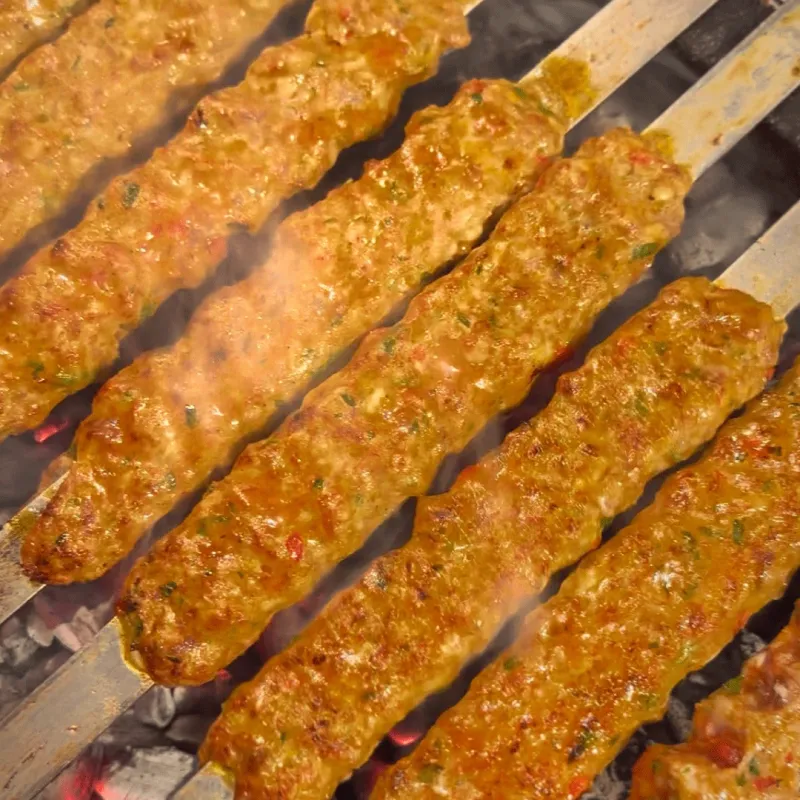 Karışık Kebaplar — Kadim Restaurant