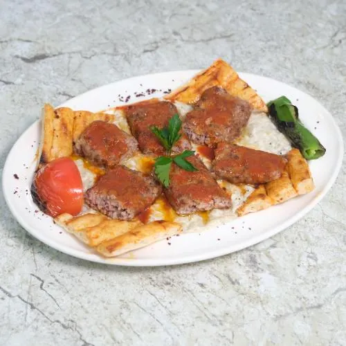 Alinazik Kebaplı — Kadim Restaurant
