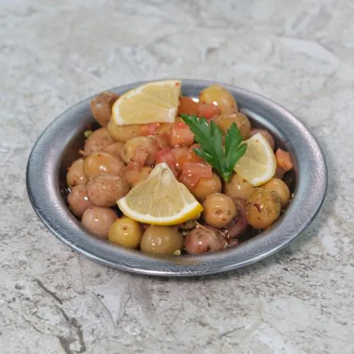 Edremit Kırma Yeşil Zeytin 120 Gr — Kadim Restaurant