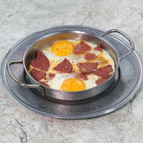 Extra Sucuklu Yumurta — Kadim Restaurant