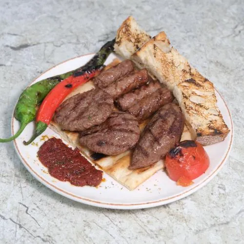 Karışık Köfte Tabağı — Kadim Restaurant